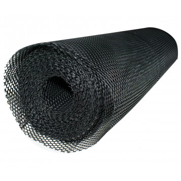 Сітка пластикова 6×8 мм 2×30 м чорна Сота — ефективний захист від кротів-1